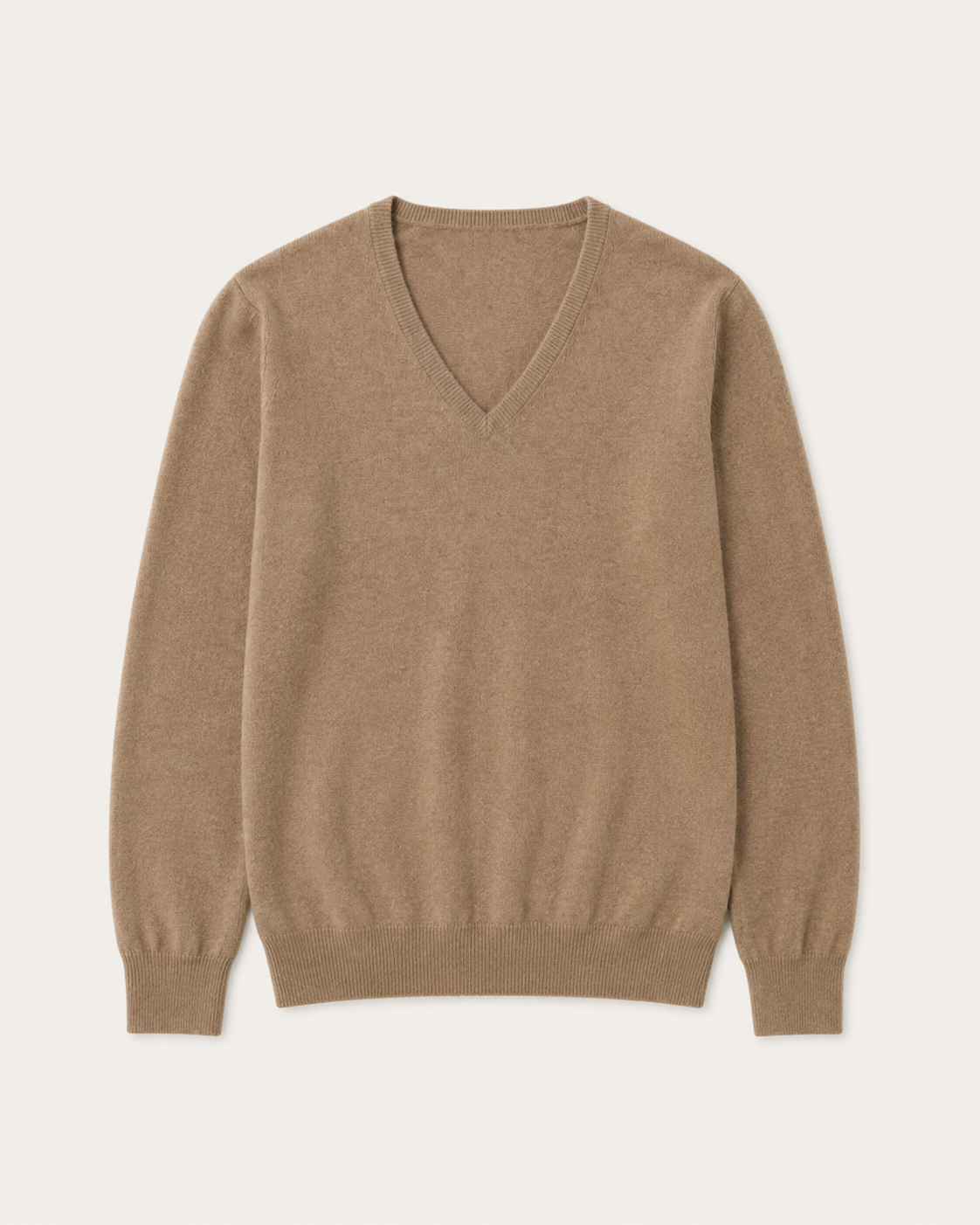 Maglione Scollo a V Classic Uomo Cashmi color cammello in cashmere, vista frontale.