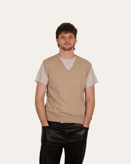 Maglione smanicato Classic da uomo in cashmere beige, vista frontale